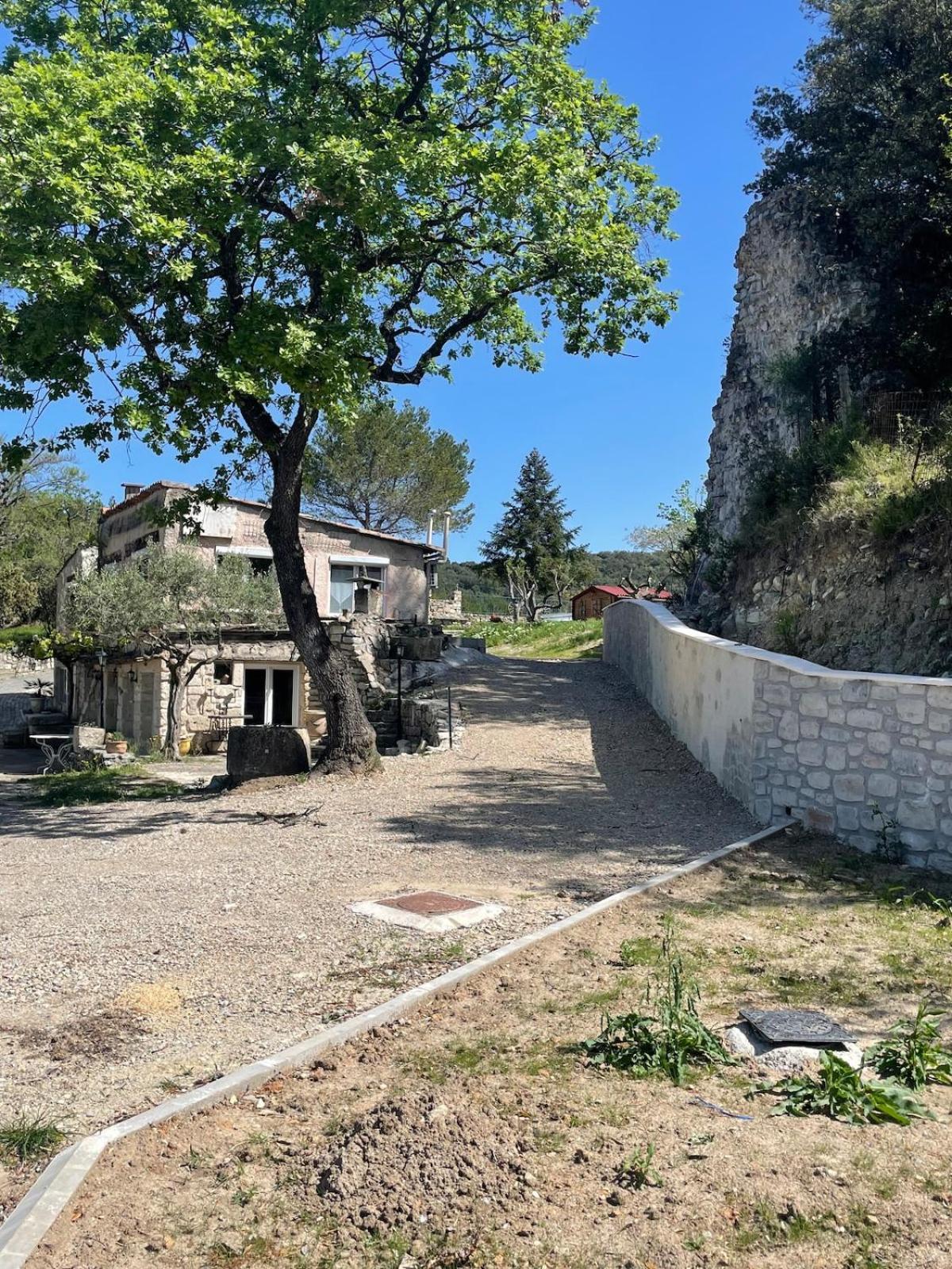 Le Castellas - Gite En Pleine Nature Montmirat Eksteriør bilde